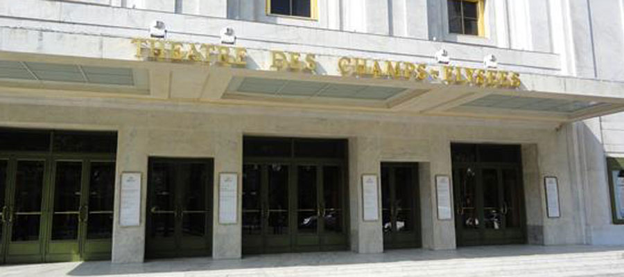 Entrée du Théâtre des Champs Elysées