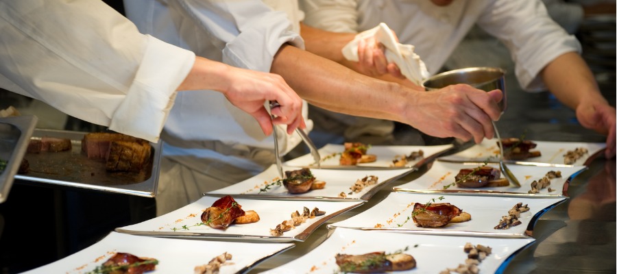 Offrez les nouvelles master class de cuisine et pâtisserie de chefs étoilés venus à Paris