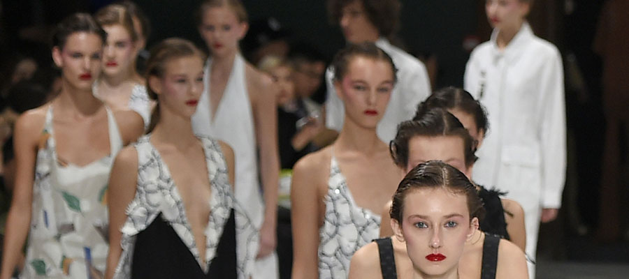Présentation collection SHOW ROOM FASHION WEEK